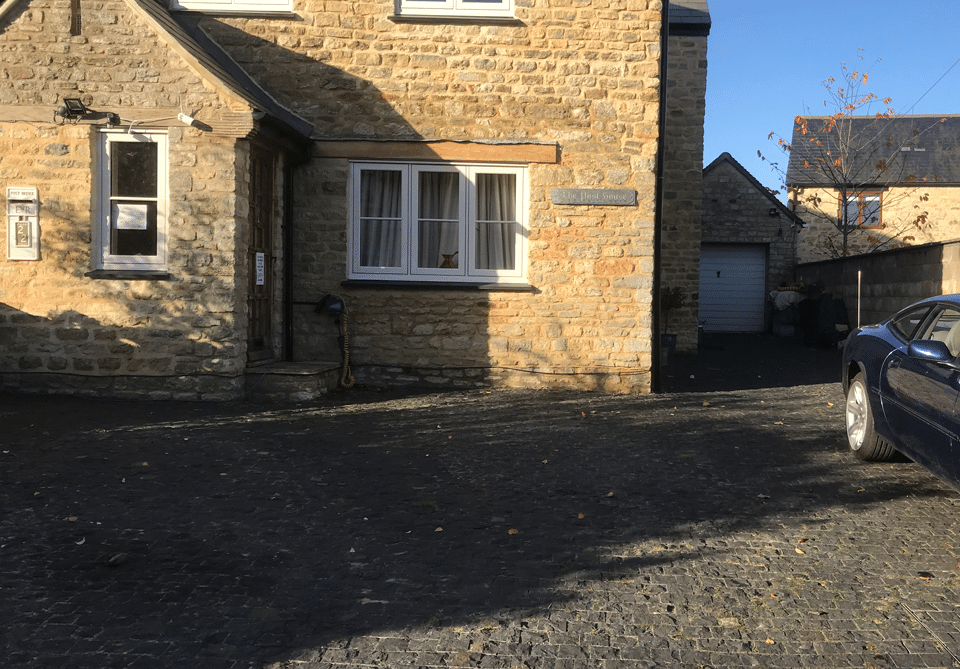 Limestone for driveways - Egyptian limestone paving by ELT